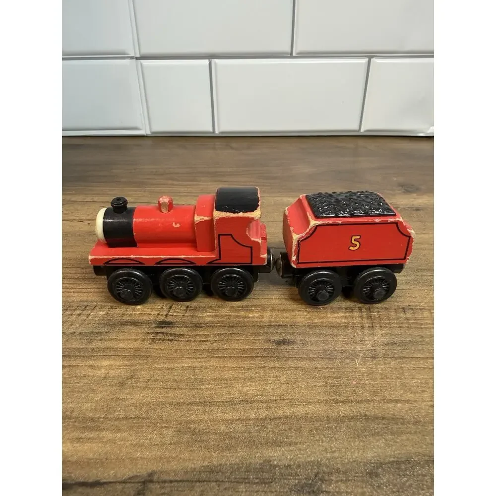 2001 Thomas & Friends James Wooden Railway & Tender Red Train